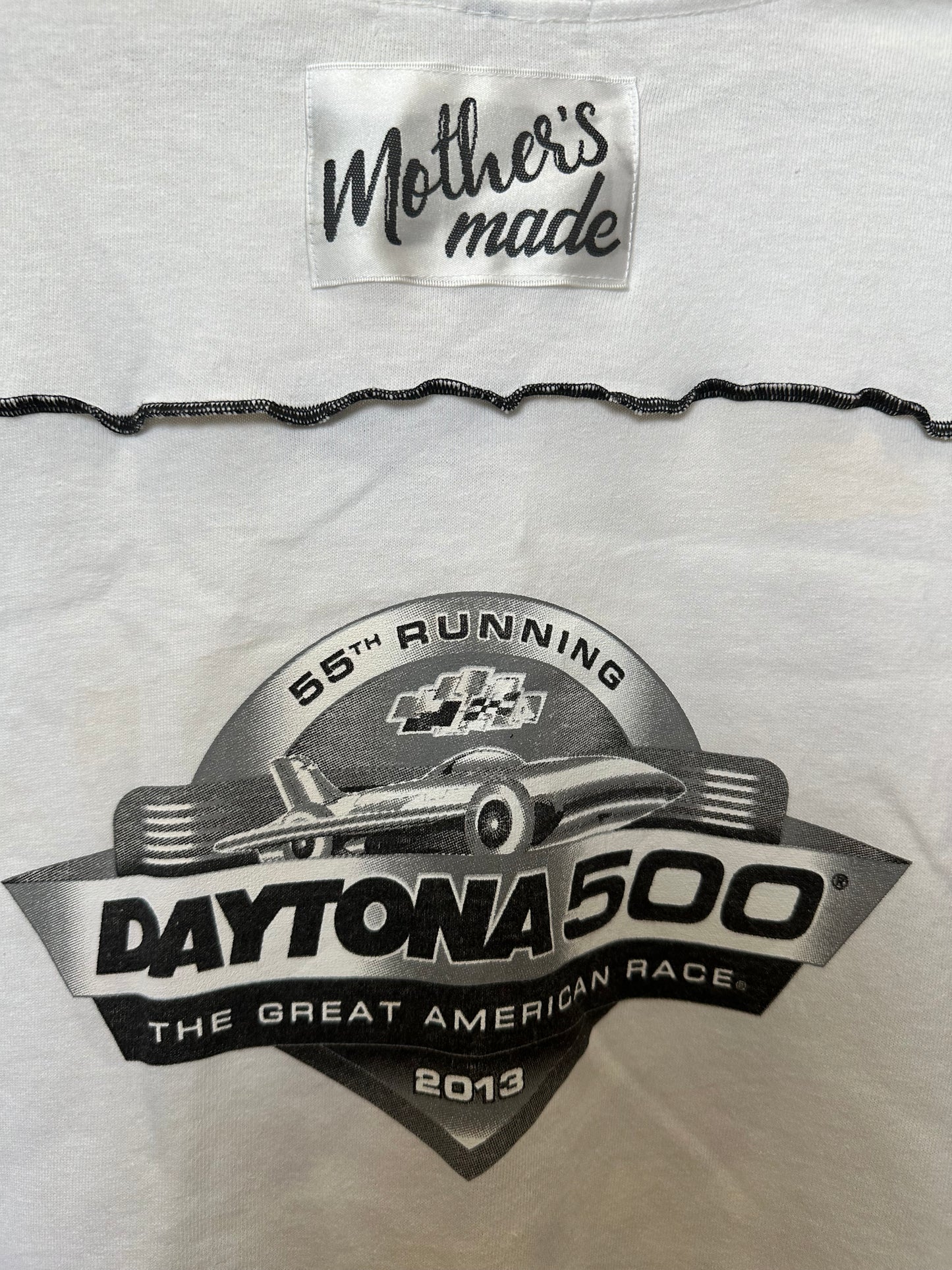 W505210 グラフィックチェックTシャツ