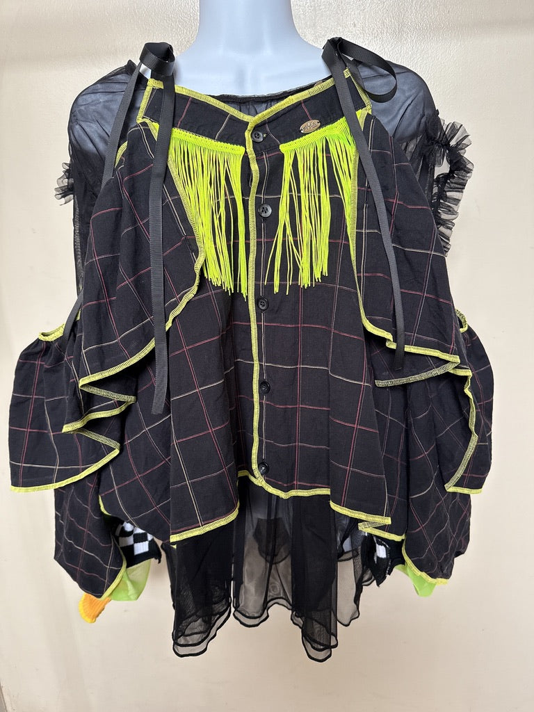 503240 肩リボンフリンジフリル2wayシャツ (黒地に赤チェック) Tussles attached plaid tops