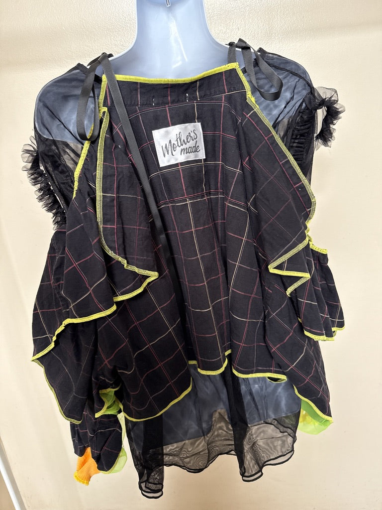 503240 肩リボンフリンジフリル2wayシャツ (黒地に赤チェック) Tussles attached plaid tops