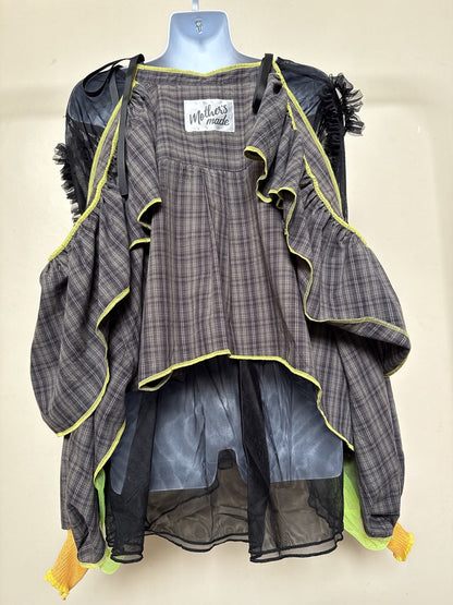 503239　肩リボンフリンジフリル2wayシャツ　（茶色に黒チェック）　　Tussles attached plaid tops