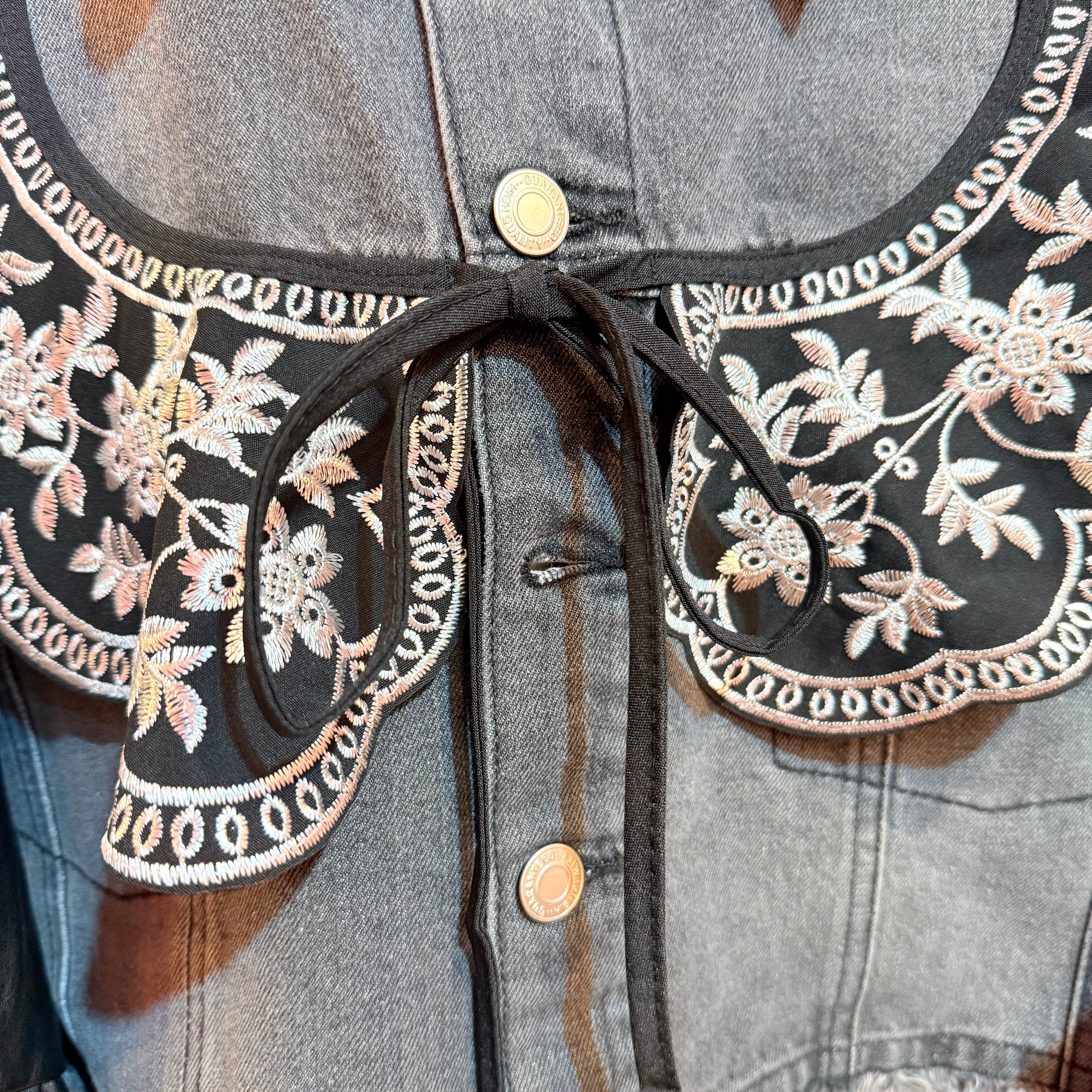 フェイクレザーのバルーンスリーブデニムジャケット