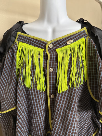 503237　肩リボンフリンジフリル2wayシャツ　（茶色に青チェック）　　Tussles attached plaid tops
