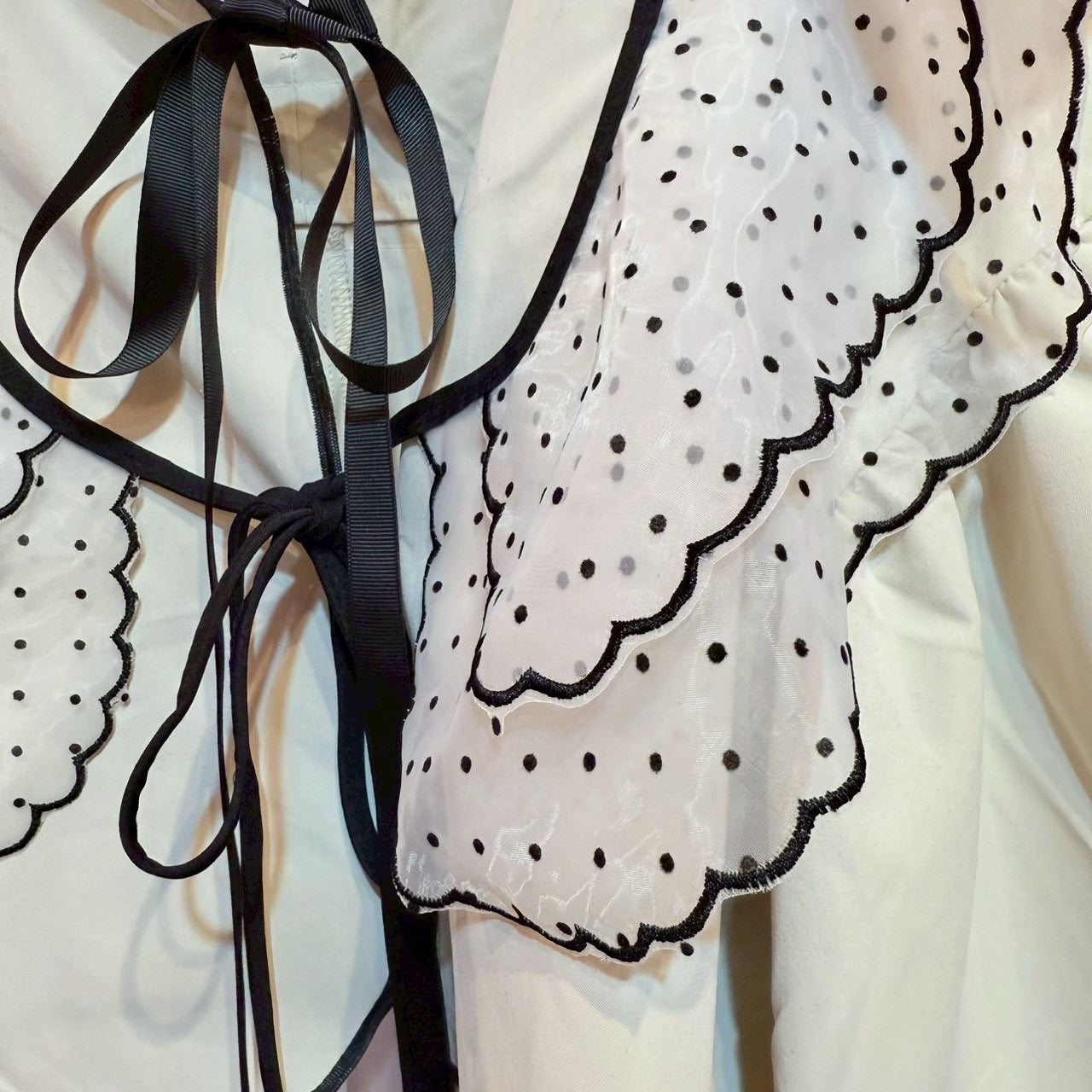 アイボリーレース刺繍バルーンスリーブジャケットハウリー