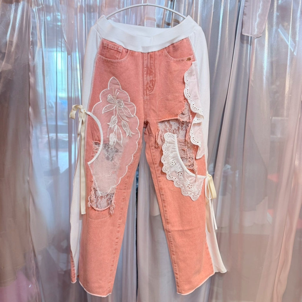 ピンクレース付きパンツ