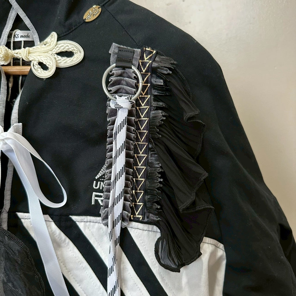 チャイナボタンチュール付きボレロジャケット 2点セット (黒)