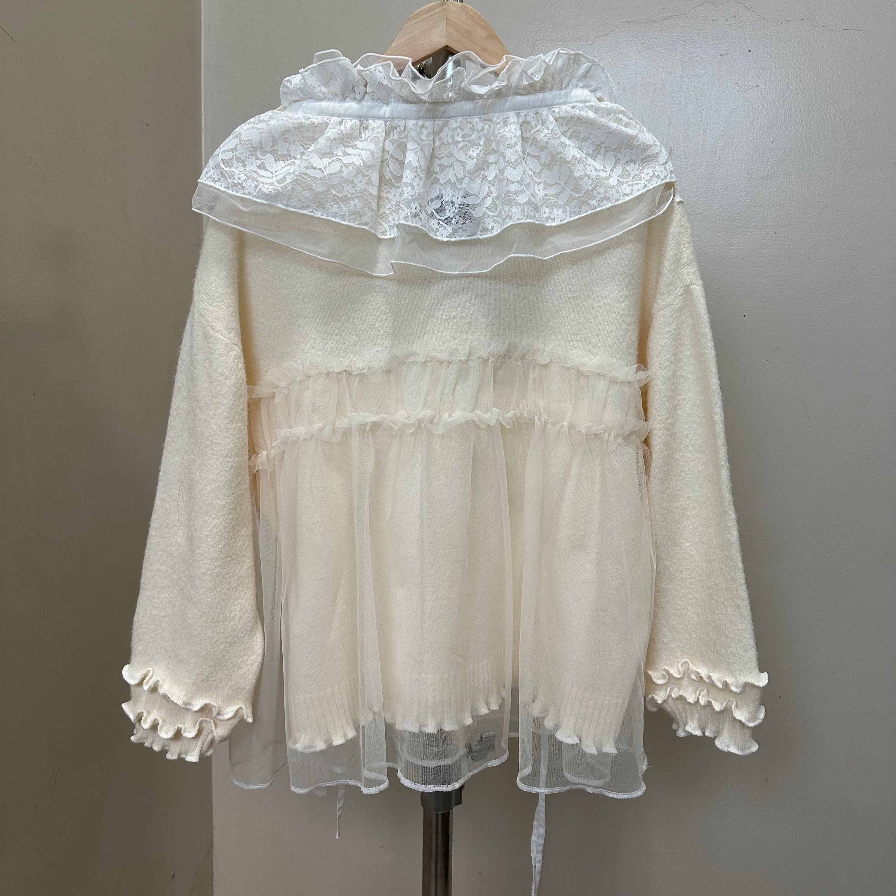 取り外し可能なレース付きチュールセーター