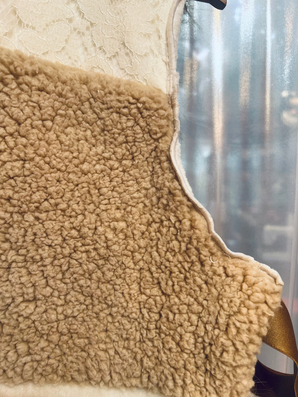 ファー xニットのパッチワークベスト