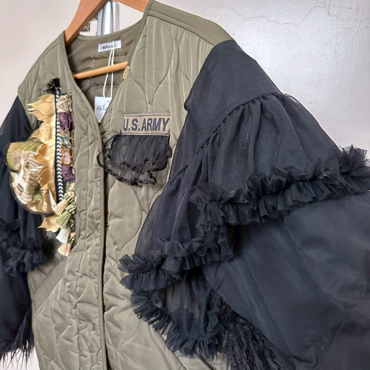 チュール袖のアーミージャケット