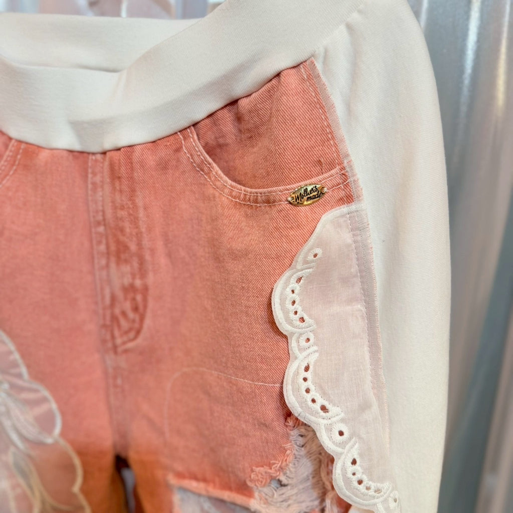 ピンクレース付きパンツ