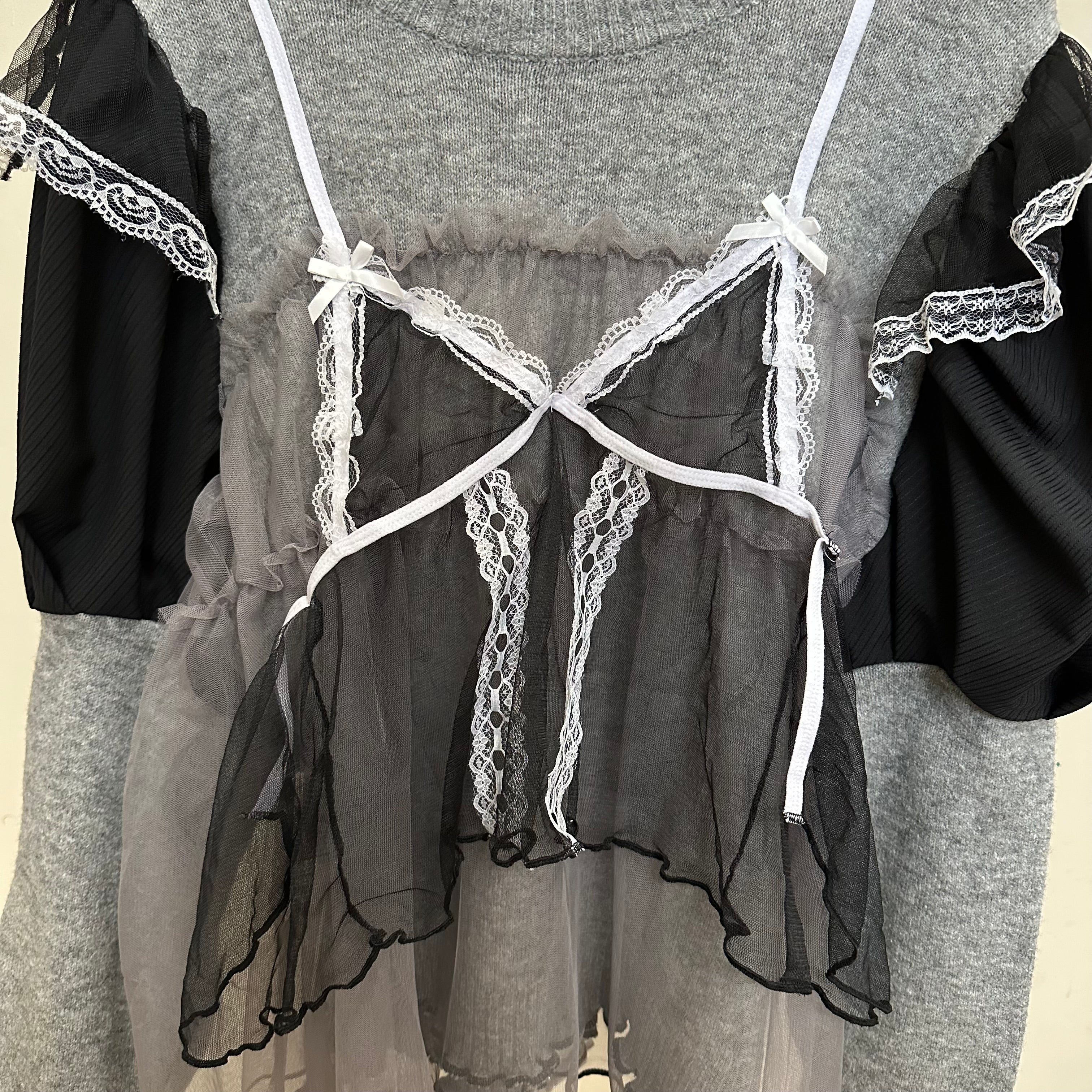 グレーチュールリメイクセーター