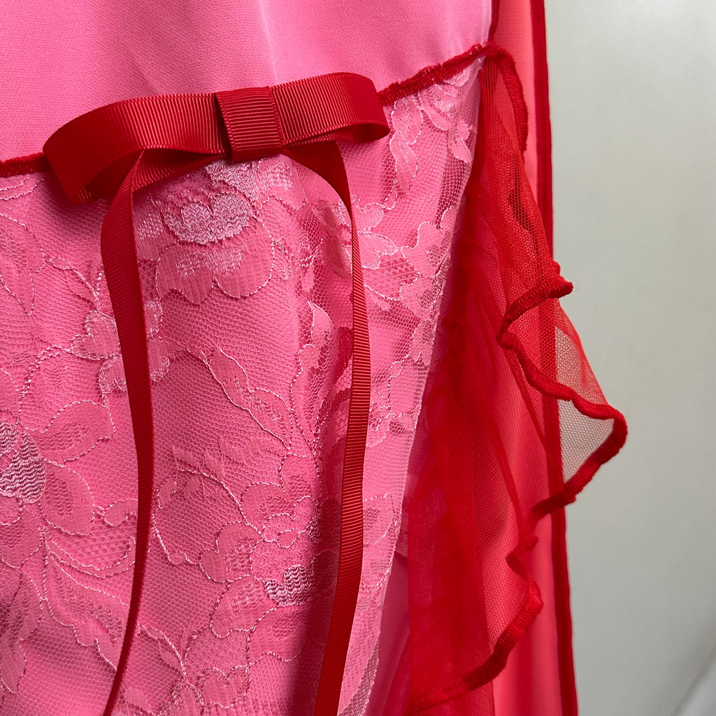 フリル×リボンのピンクパンツ