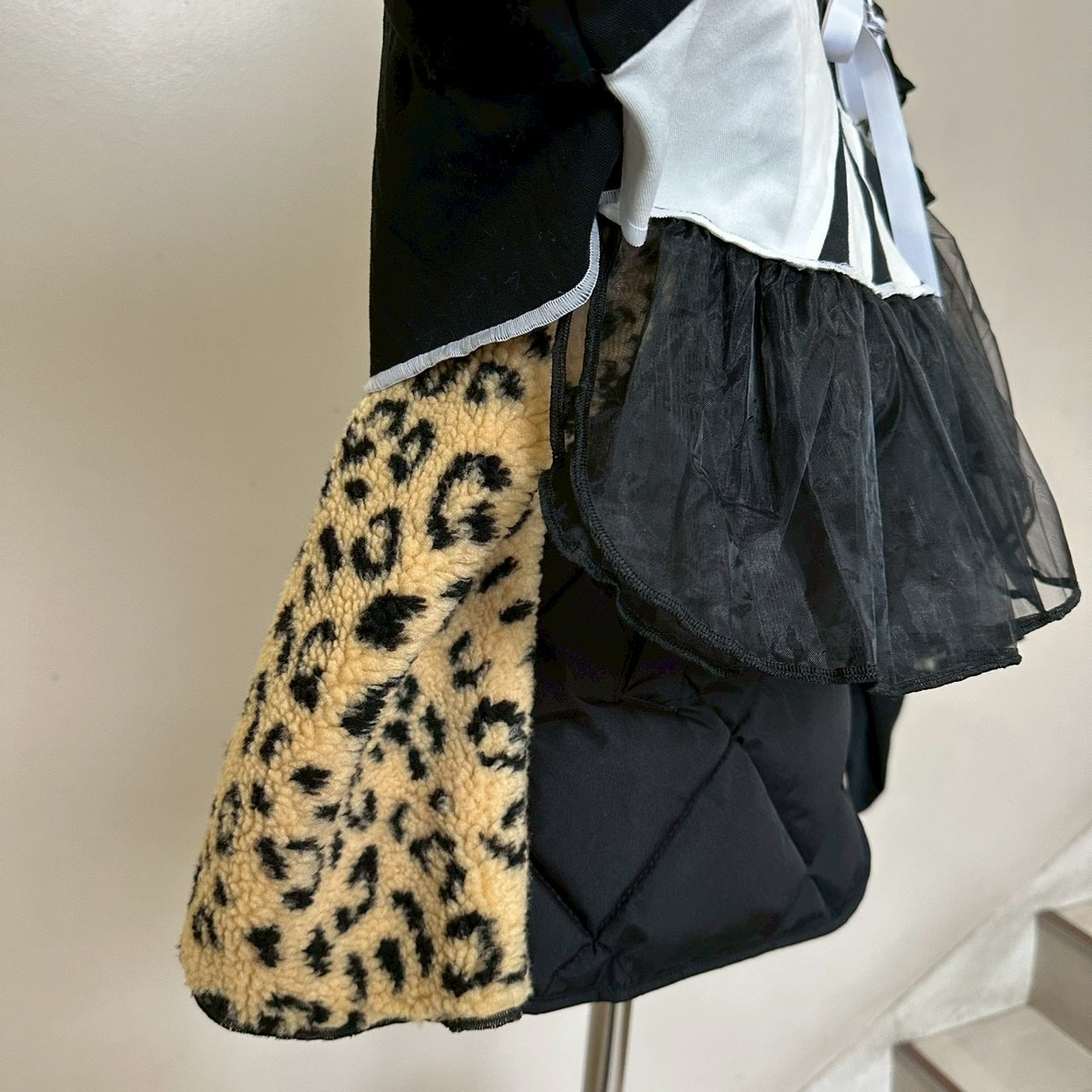 チャイナボタンチュール付きボレロジャケット 2点セット (黒)