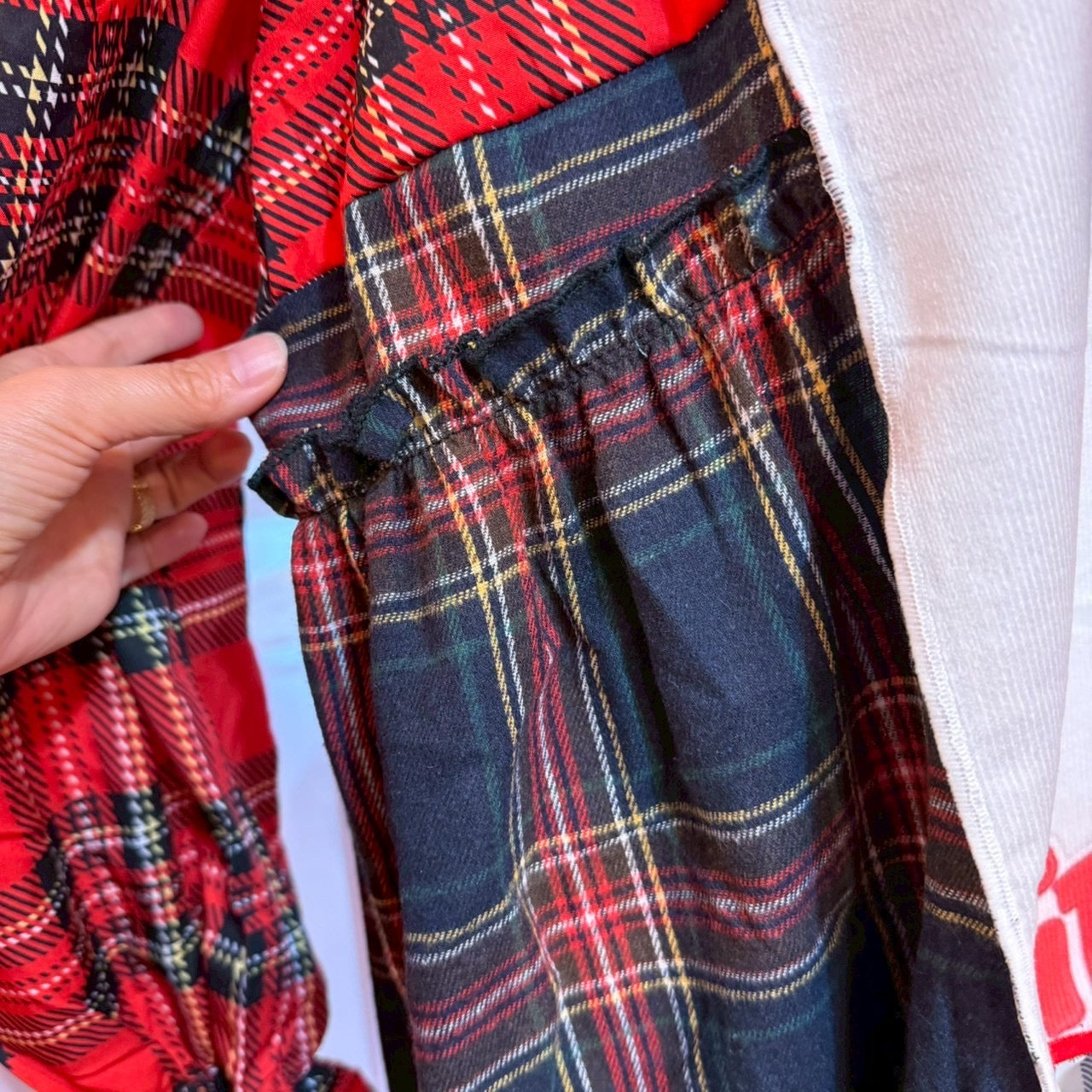 グレムリンのチェック柄トップス