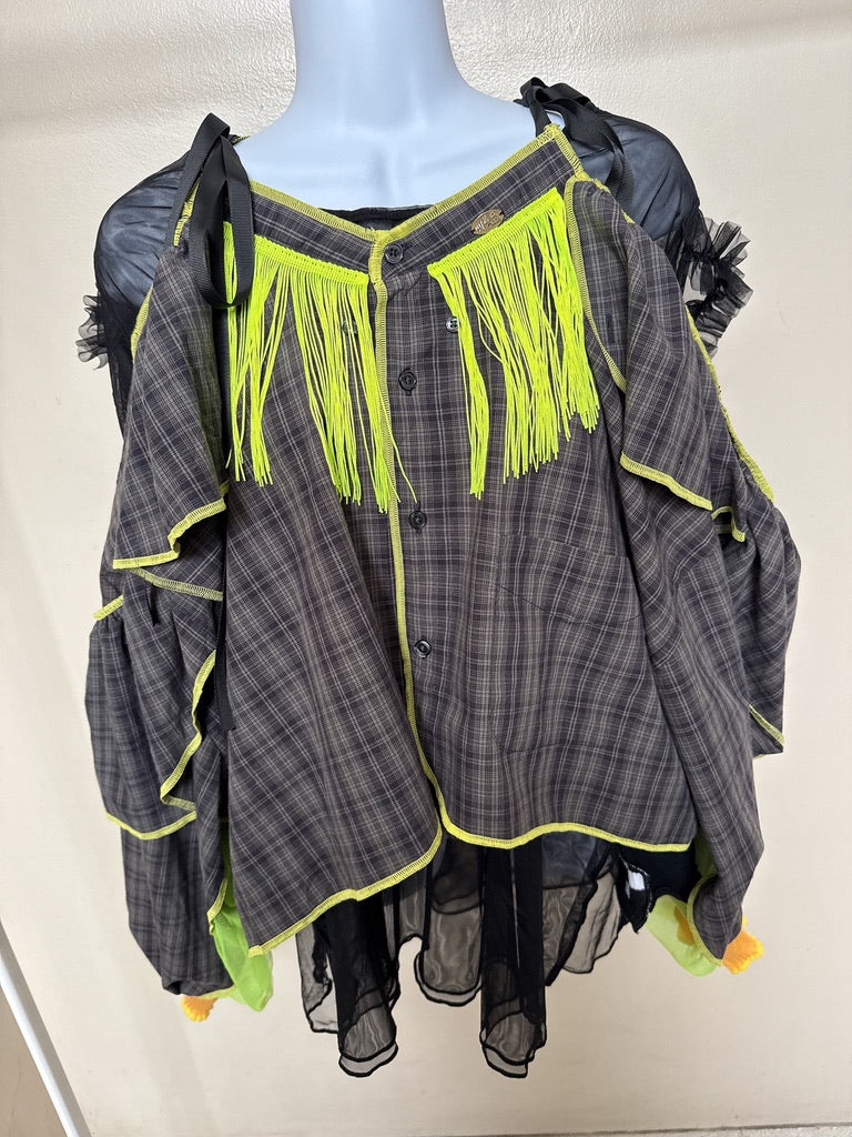 503239　肩リボンフリンジフリル2wayシャツ　（茶色に黒チェック）　　Tussles attached plaid tops