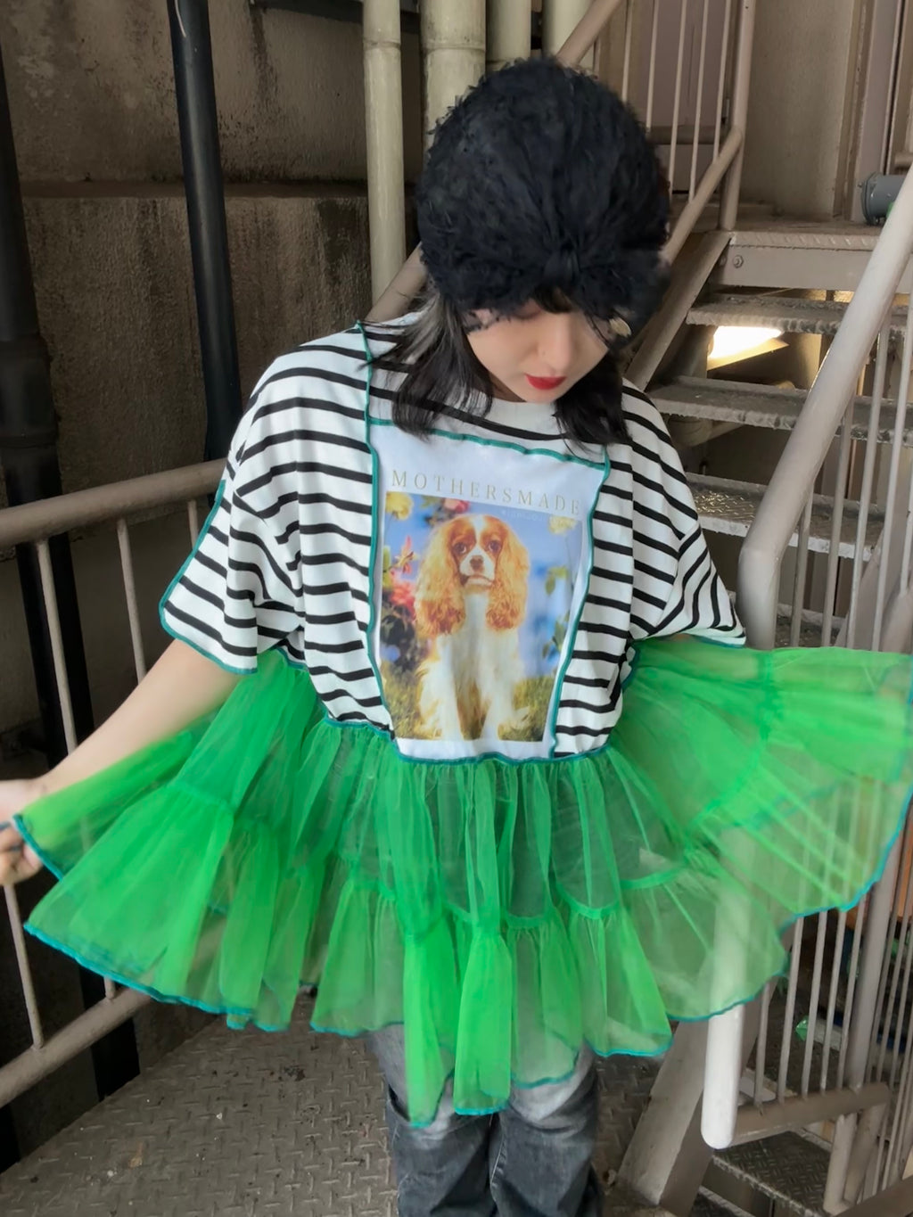 キャバリア犬半袖ボーダーTシャツ＆グリーンチュール