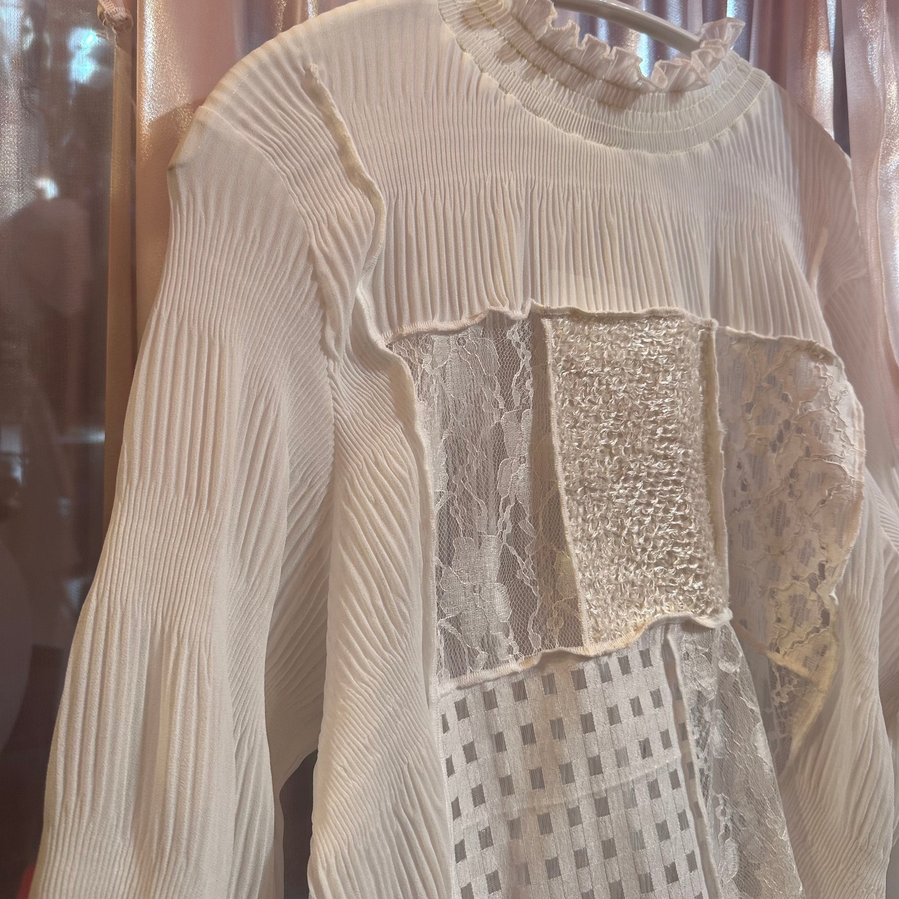 白レースパッチワークトップス