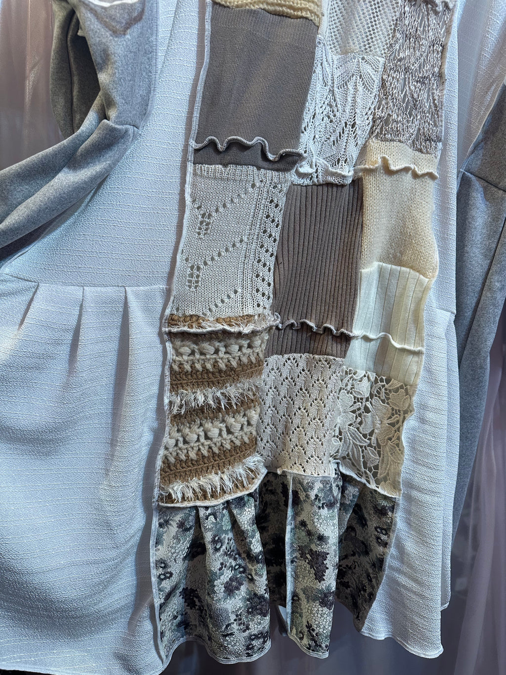 ニットパッチワークフード付きワンピース